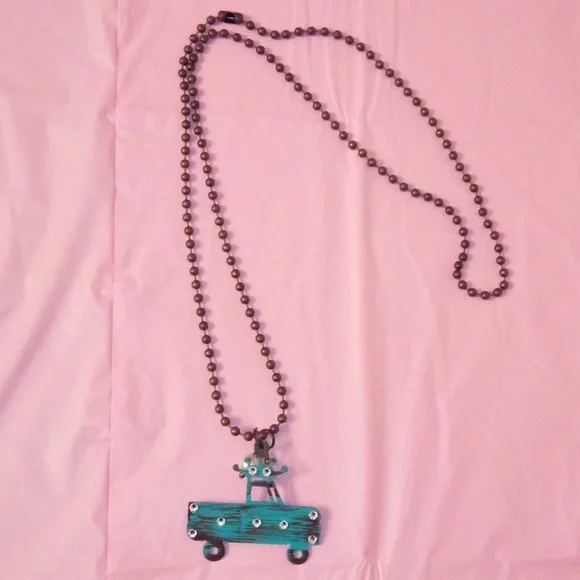 Vintage Pickup Truck Necklace - Picture 8 of 10